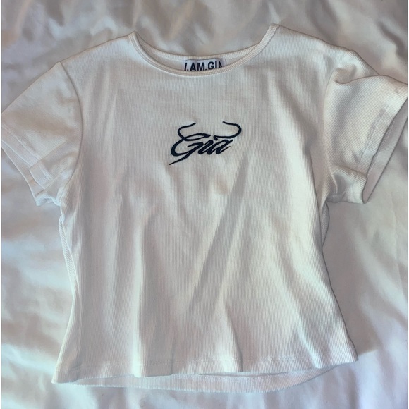 I am gia crop top - Picture 1 of 1